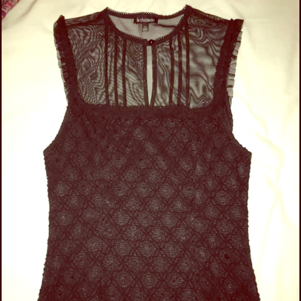 Sleeveless lace top